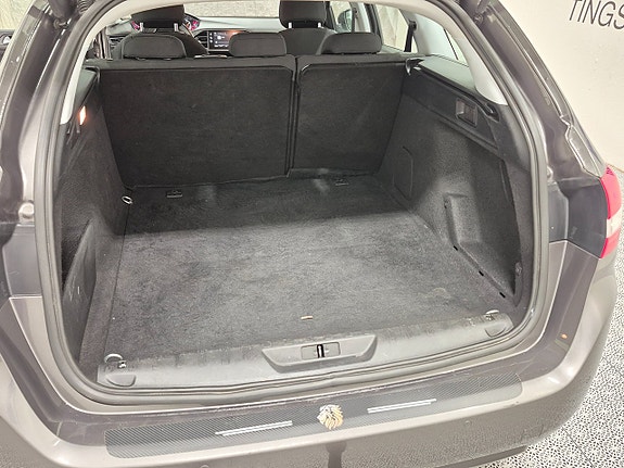 Peugeot 308 SW 7 of 7