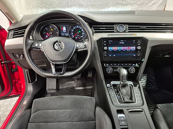 Volkswagen Passat 6 of 8