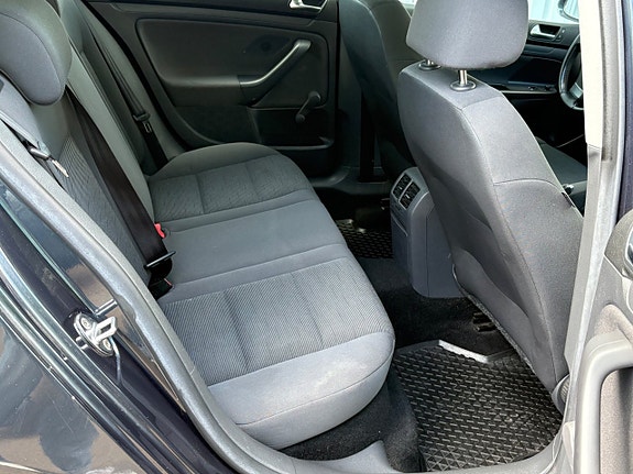Volkswagen Golf V 10 of 14