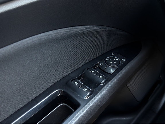 Ford Mondeo 10 of 30