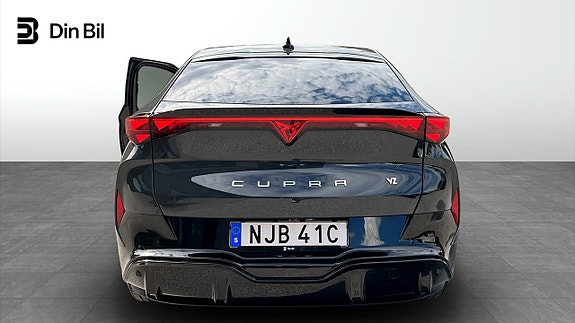 Cupra Tavascan 5 of 5