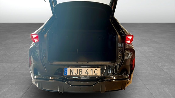 Cupra Tavascan 12 of 16