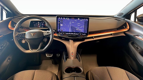 Cupra Tavascan 10 of 16