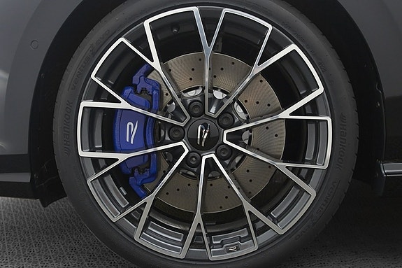 Volkswagen Golf VIII 14 of 17