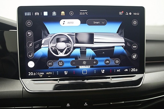 Volkswagen Golf VIII 9 of 17