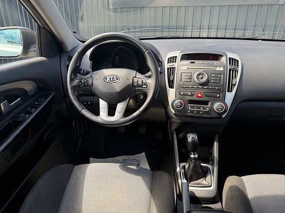 Kia Ceed 9 of 10