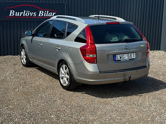 Kia Ceed 8 of 10