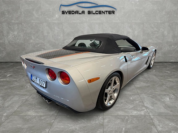 Chevrolet Corvette 15 of 16