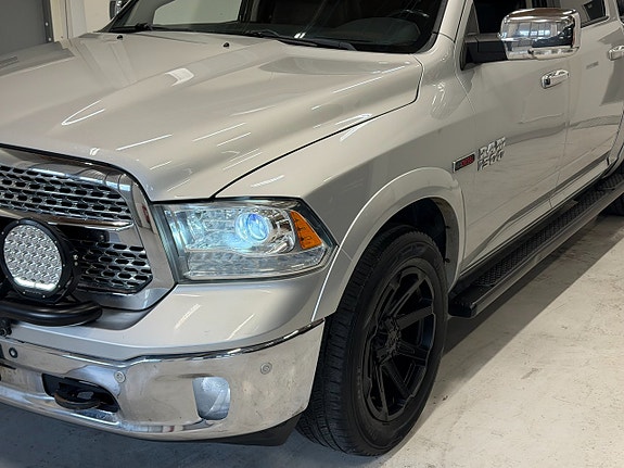 Dodge RAM 1500 4 of 5