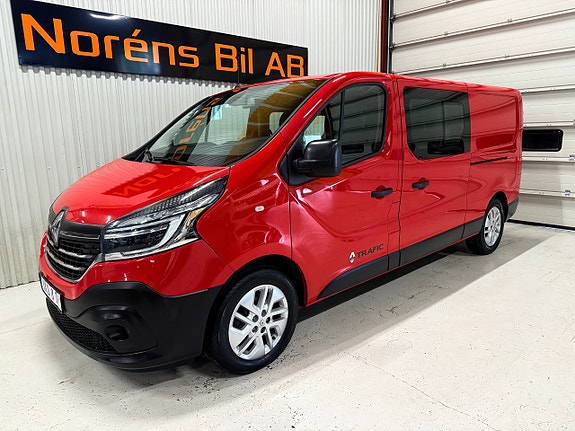 Renault Trafic 2 of 13