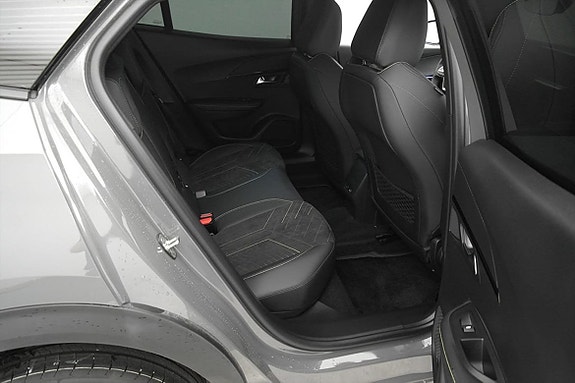 Peugeot 2008 19 of 23