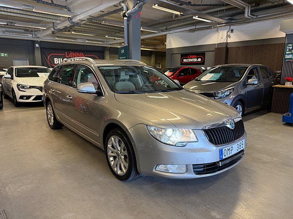 Skoda Superb 4 of 5