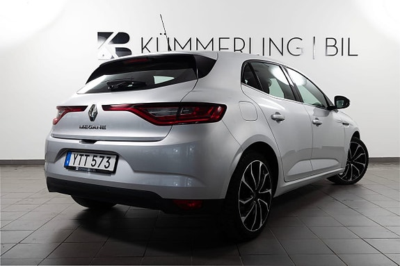 Renault Megane 12 of 21