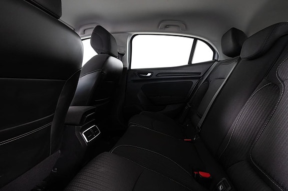 Renault Megane 17 of 21