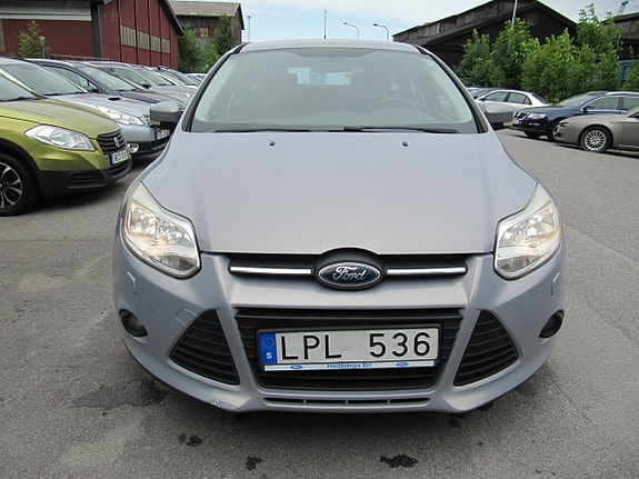 Ford Focus 2 of 5