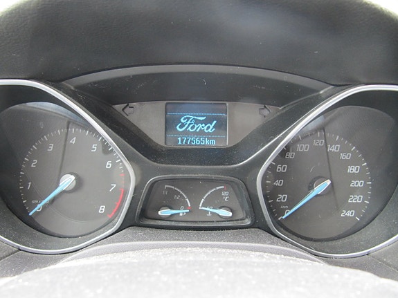 Ford Focus 12 of 15
