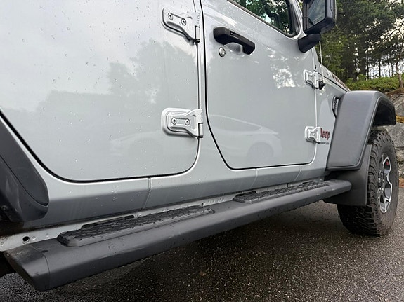 Jeep Wrangler Unlimited 11 of 17