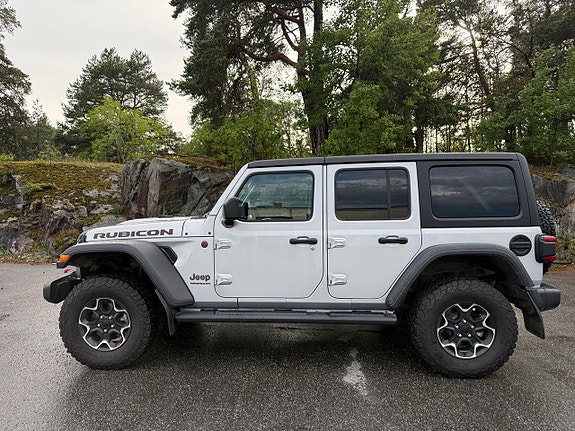 Jeep Wrangler Unlimited 5 of 5