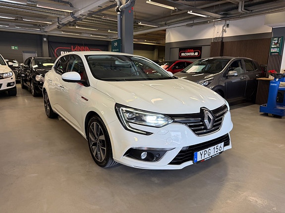 Renault Megane IV 5 of 5