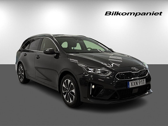 Kia Ceed 3 of 5