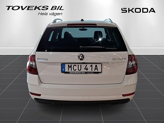 Skoda Octavia 4 of 5