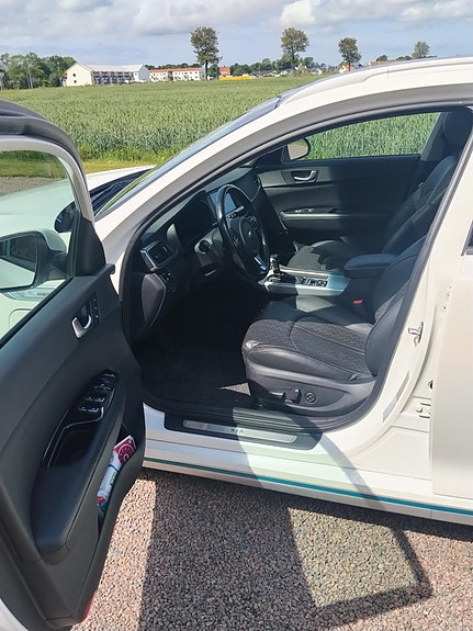 Kia Optima 9 of 14
