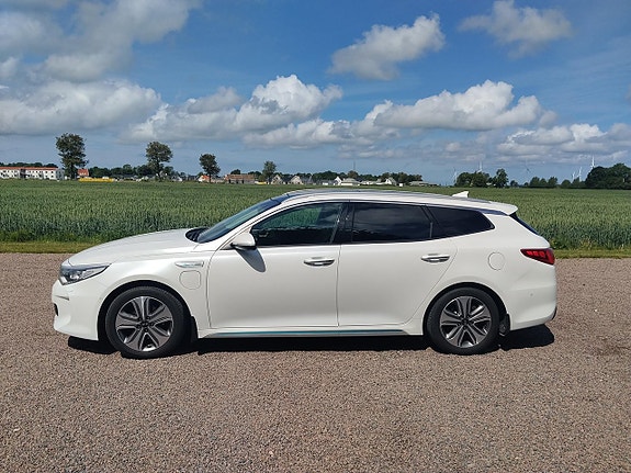 Kia Optima 2 of 5
