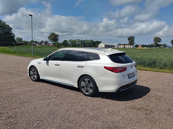 Kia Optima 3 of 5