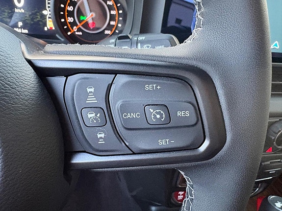 Jeep Wrangler 16 of 24