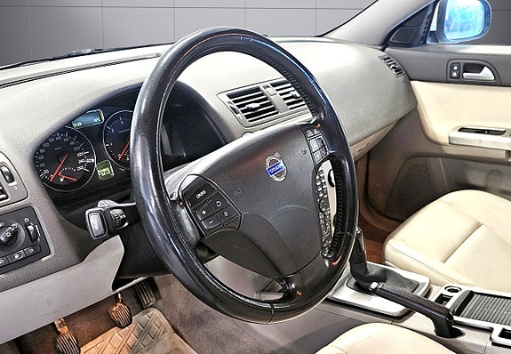 Volvo V50 8 of 11