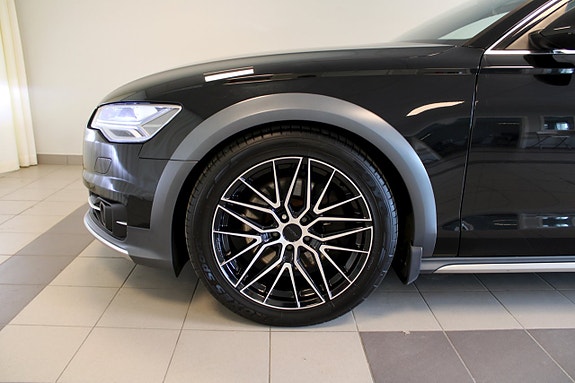 Audi A6 allroad 3 of 5