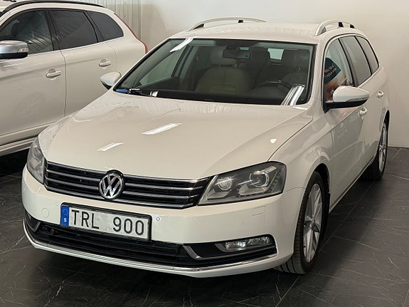 Volkswagen Passat 3 of 23