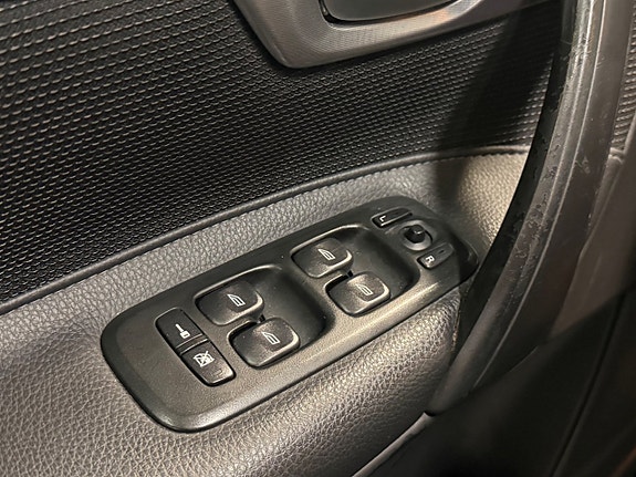 Volvo V70 7 of 27