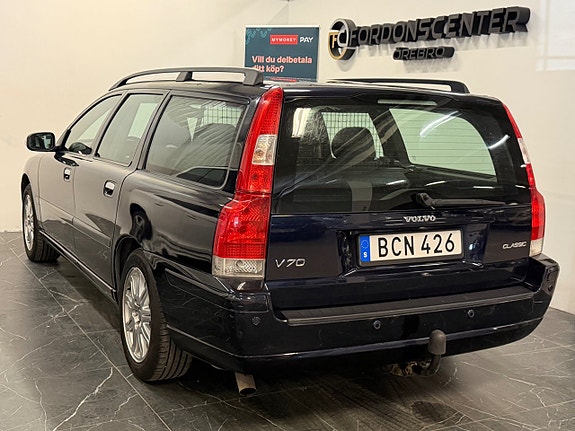 Volvo V70 4 of 27