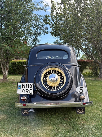 Ford C Junior 4 of 5