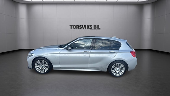 BMW 120d 2 of 5