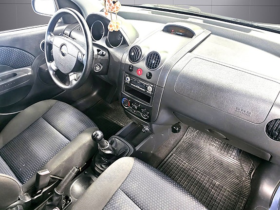 Chevrolet Kalos 9 of 10