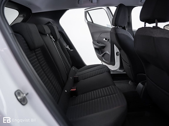 Peugeot 2008 23 of 30