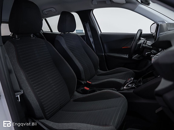 Peugeot 2008 29 of 30