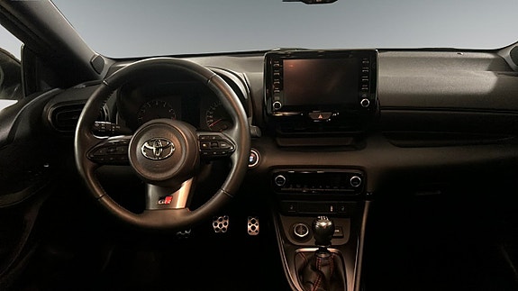 Toyota GR Yaris 11 of 15