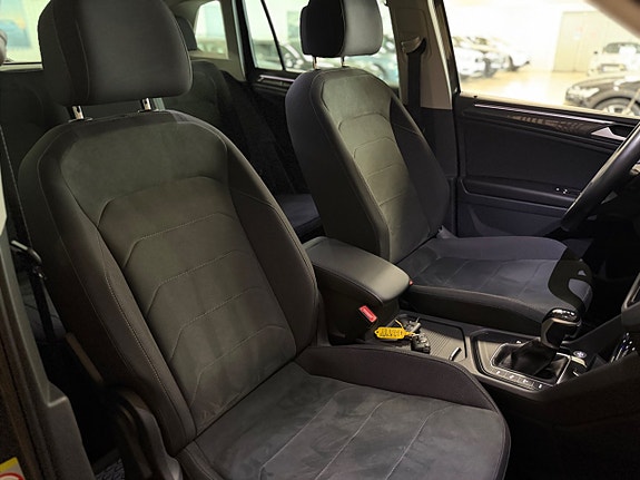 Volkswagen Tiguan 16 of 24