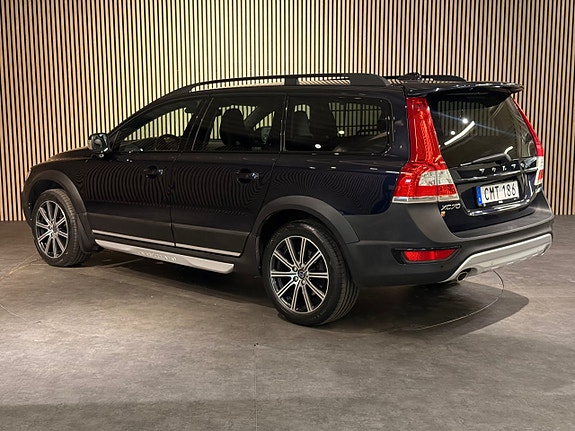 Volvo XC70 3 of 5