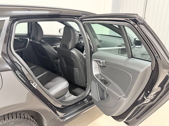 Volvo V60 21 of 25