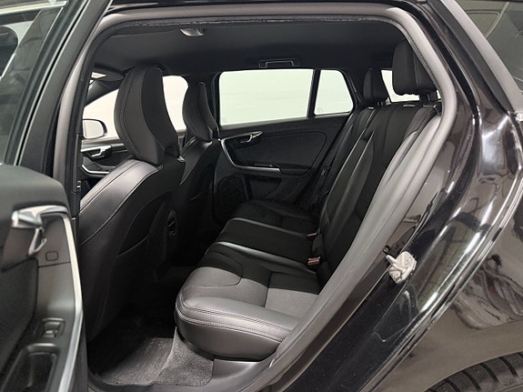 Volvo V60 20 of 25