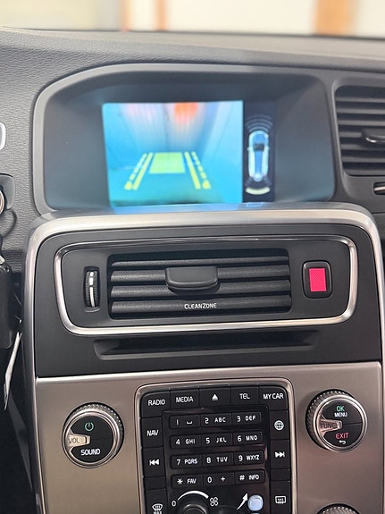 Volvo V60 17 of 25