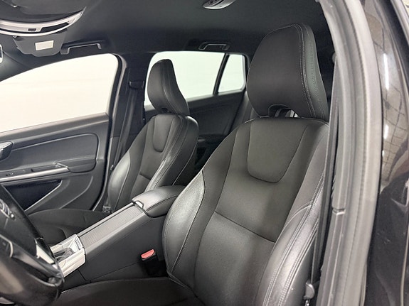 Volvo V60 11 of 25