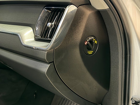 Volvo XC60 18 of 18