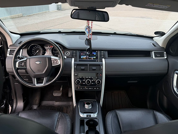 Land Rover Discovery Sport 5 of 5