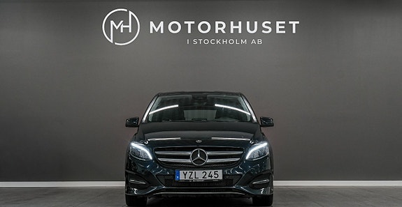Mercedes-Benz B180 d 2 of 5