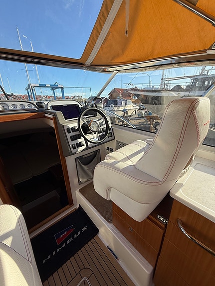 Nimbus 27 Nova S-2017   Motor D4-300 gångtid 190 tim.  Full dokumentation. 3 of 7